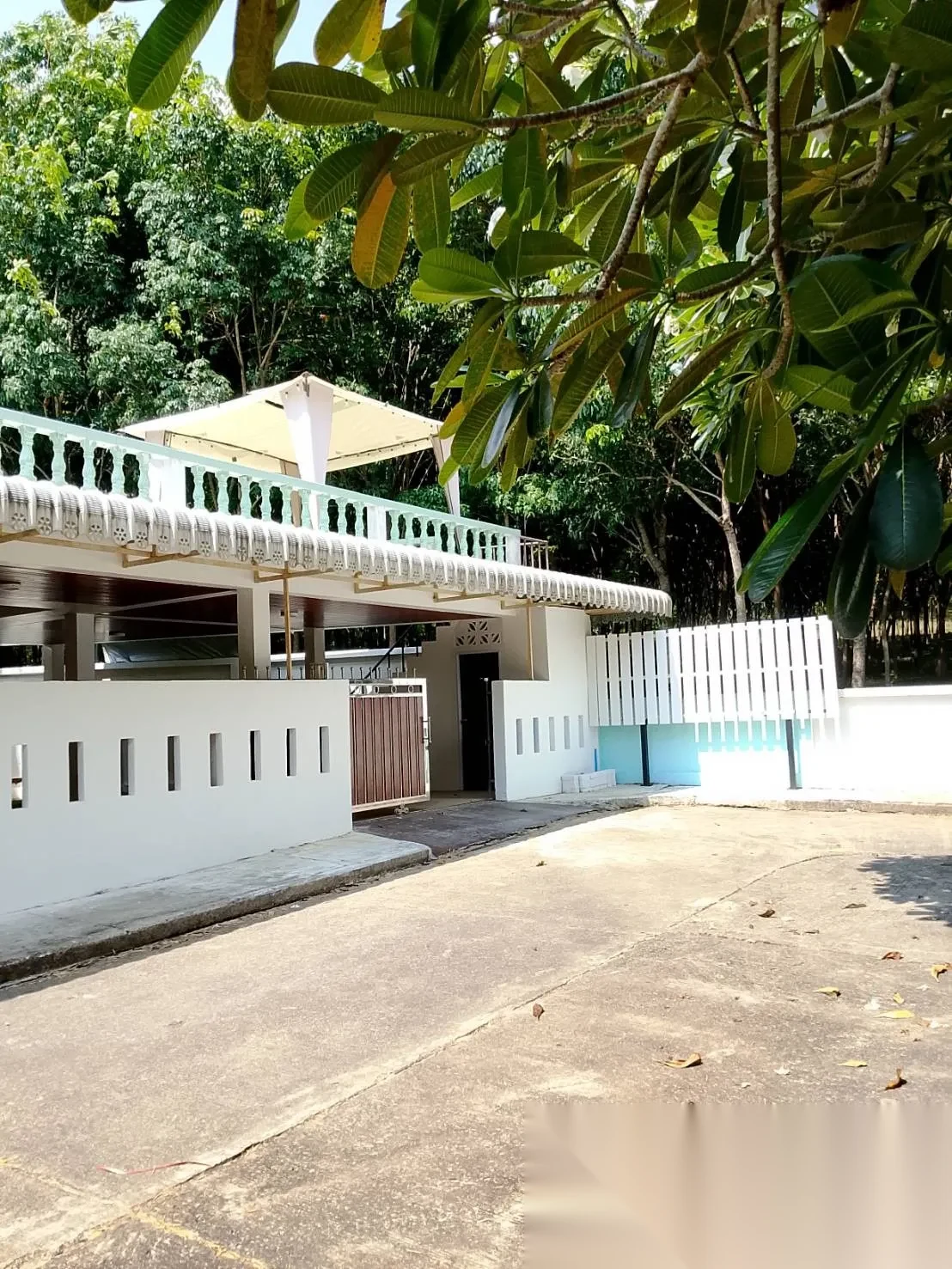 2 Bedroom House for rent at Baan Suan Neramit 3 complex · Si Sunthon · Garden View — photo 6