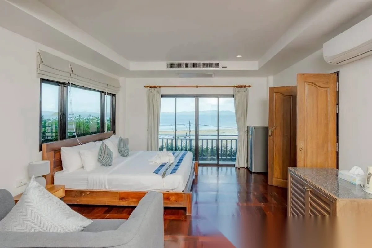 4 Bedroom Villa for rent at The Estate Beachfront complex · Pa Khlok · Sea View — photo 2