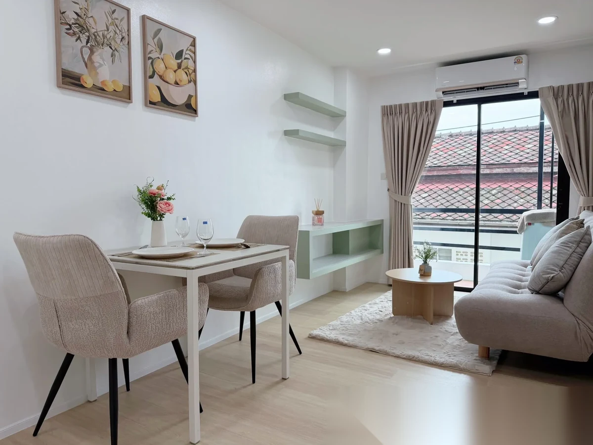 1 Bedroom Apartment for sale at Ratchaporn Place complex · Kathu — photo 2