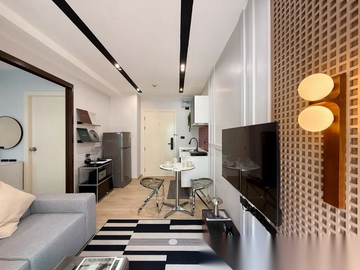 Studio Apartment for sale at ZCAPE III complex · Wichit · Pool View — photo 4