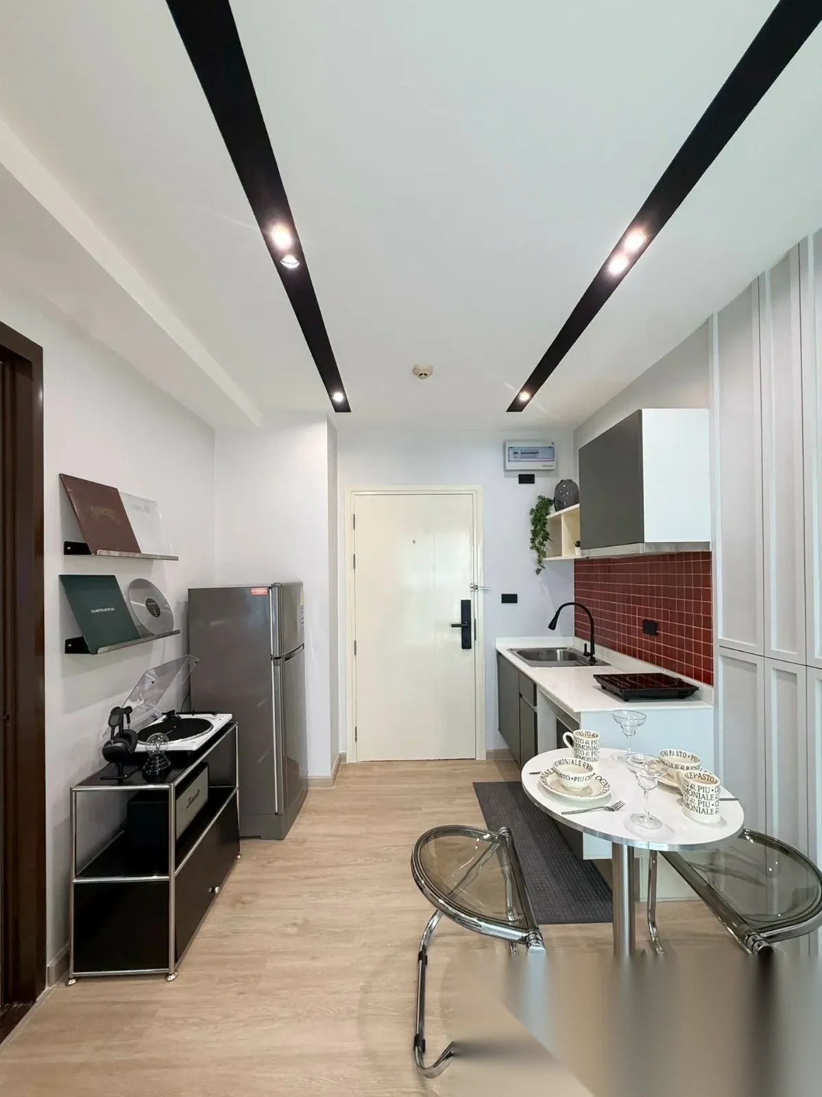 Studio Apartment for sale at ZCAPE III complex · Wichit · Pool View — photo 9