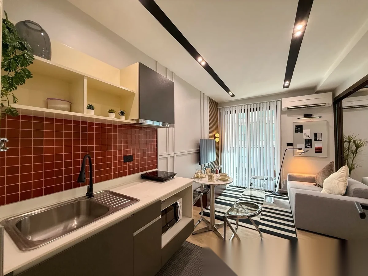 Studio Apartment for sale at ZCAPE III complex · Wichit · Pool View — photo 10