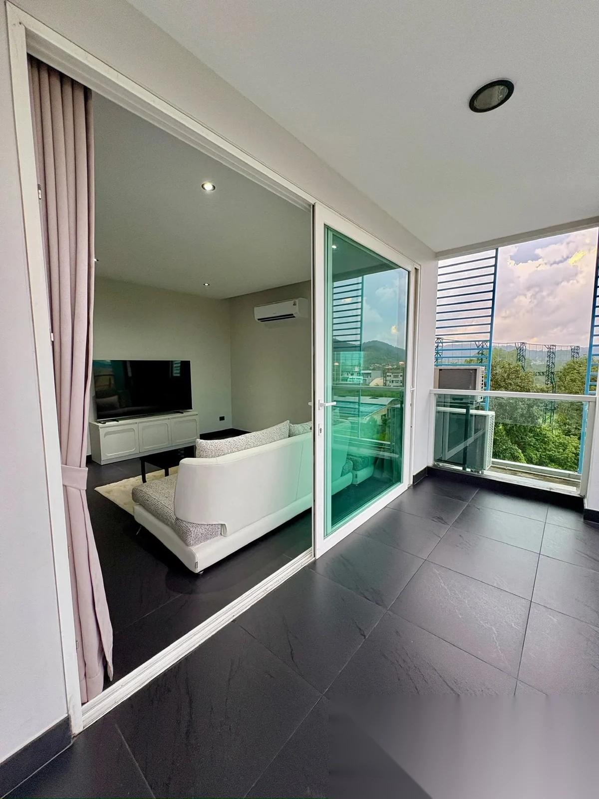 1 Bedroom Apartment for sale at Kathu Golf Condo complex · Kathu · Golf Course View — photo 17