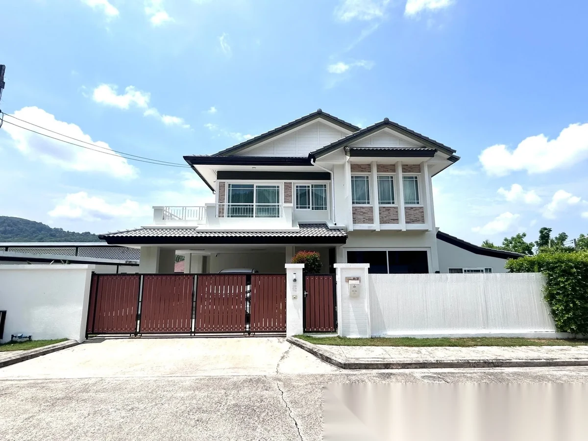 Дом 3BR в комплексе 88 Land and Houses Hillside Phuket · Чалонг · Вид в сад — фото 16