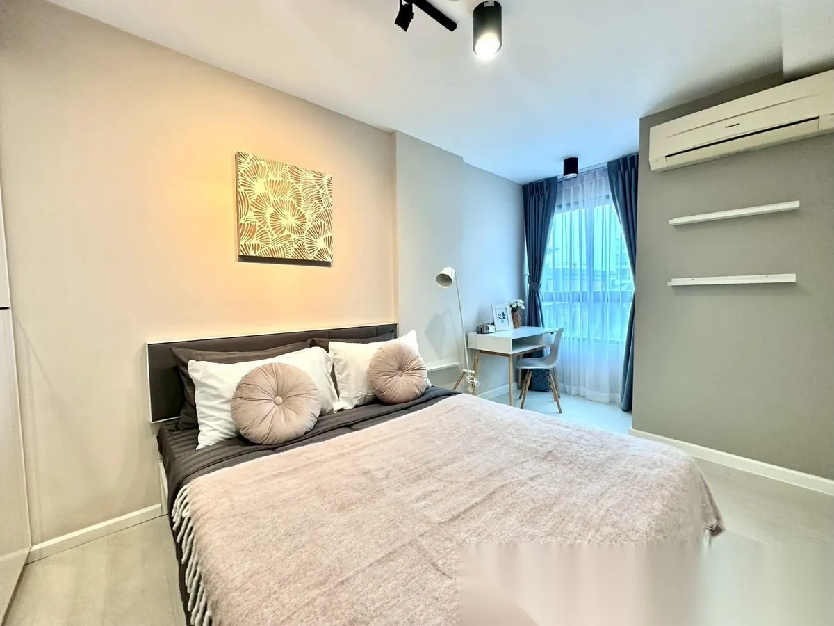 Апартаменты 1BR в ЖК ZCAPE III · Вичит · Вид на бассейн — фото 3