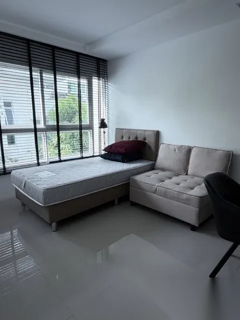 1 Bedroom Apartment for sale at Royal Place complex · Kathu · Pool Access — photo 7