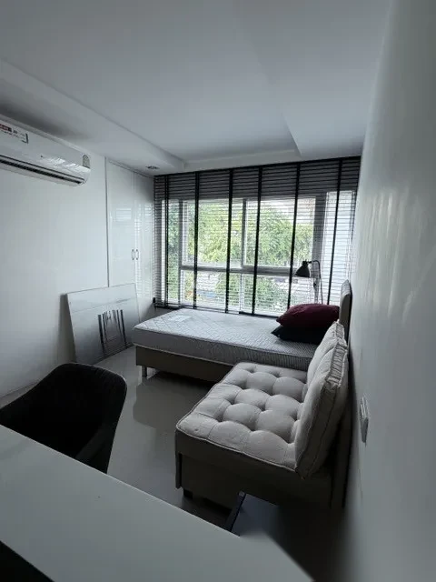 1 Bedroom Apartment for sale at Royal Place complex · Kathu · Pool Access — photo 8