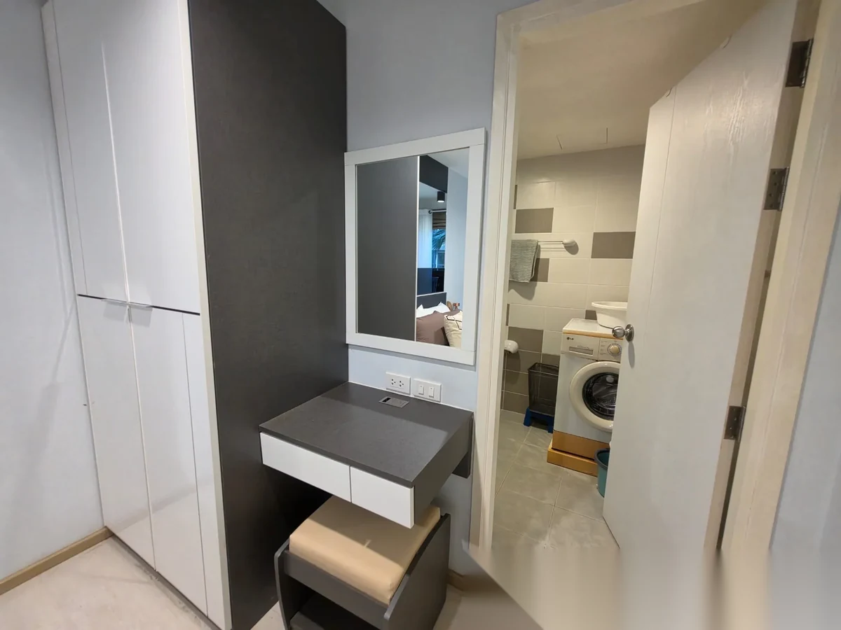 1 Bedroom Apartment for sale at ZCAPE III complex · Wichit · Pool View — photo 11