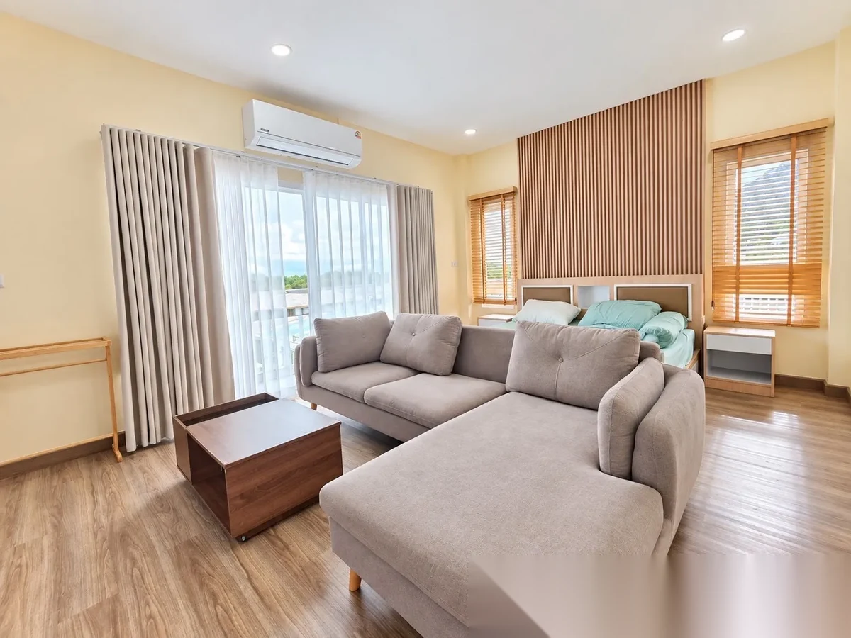Дом 3BR в комплексе Chanakan Delight Kuku 3 · Пхукет-таун · Вид на бассейн — фото 6