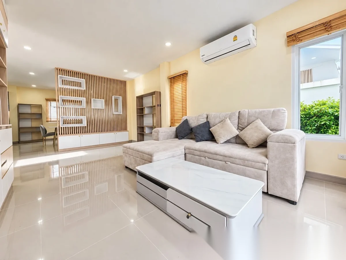 Дом 3BR в комплексе Chanakan Delight Kuku 3 · Пхукет-таун · Вид на бассейн — фото 15