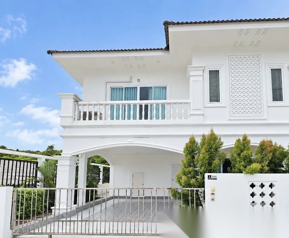 Дом 3BR в комплексе Chanakan Delight Kuku 3 · Пхукет-таун · Вид на бассейн — фото 19