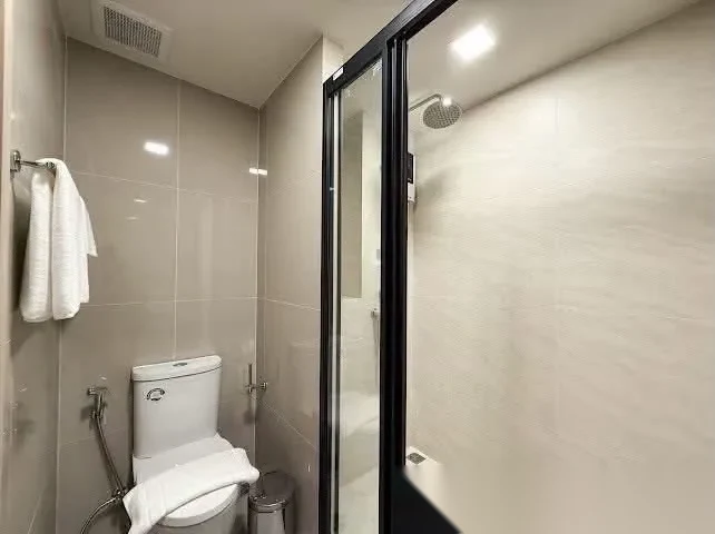1 Bedroom Apartment for rent at The Base Rise complex · Wichit — photo 5