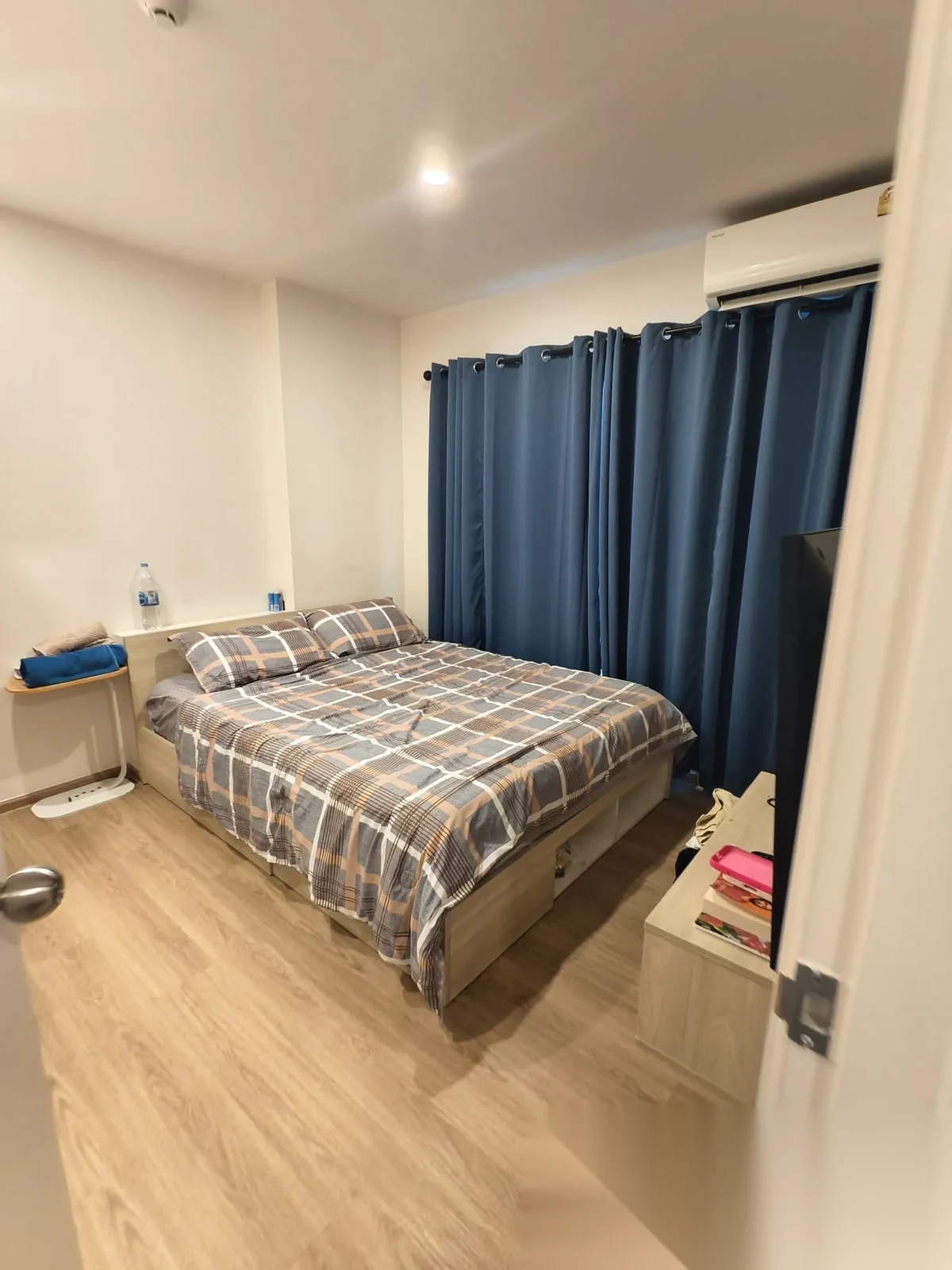 Апартаменты 1BR в ЖК Phyll Phuket by Central Pattana · Вичит · Вид на бассейн — фото 3
