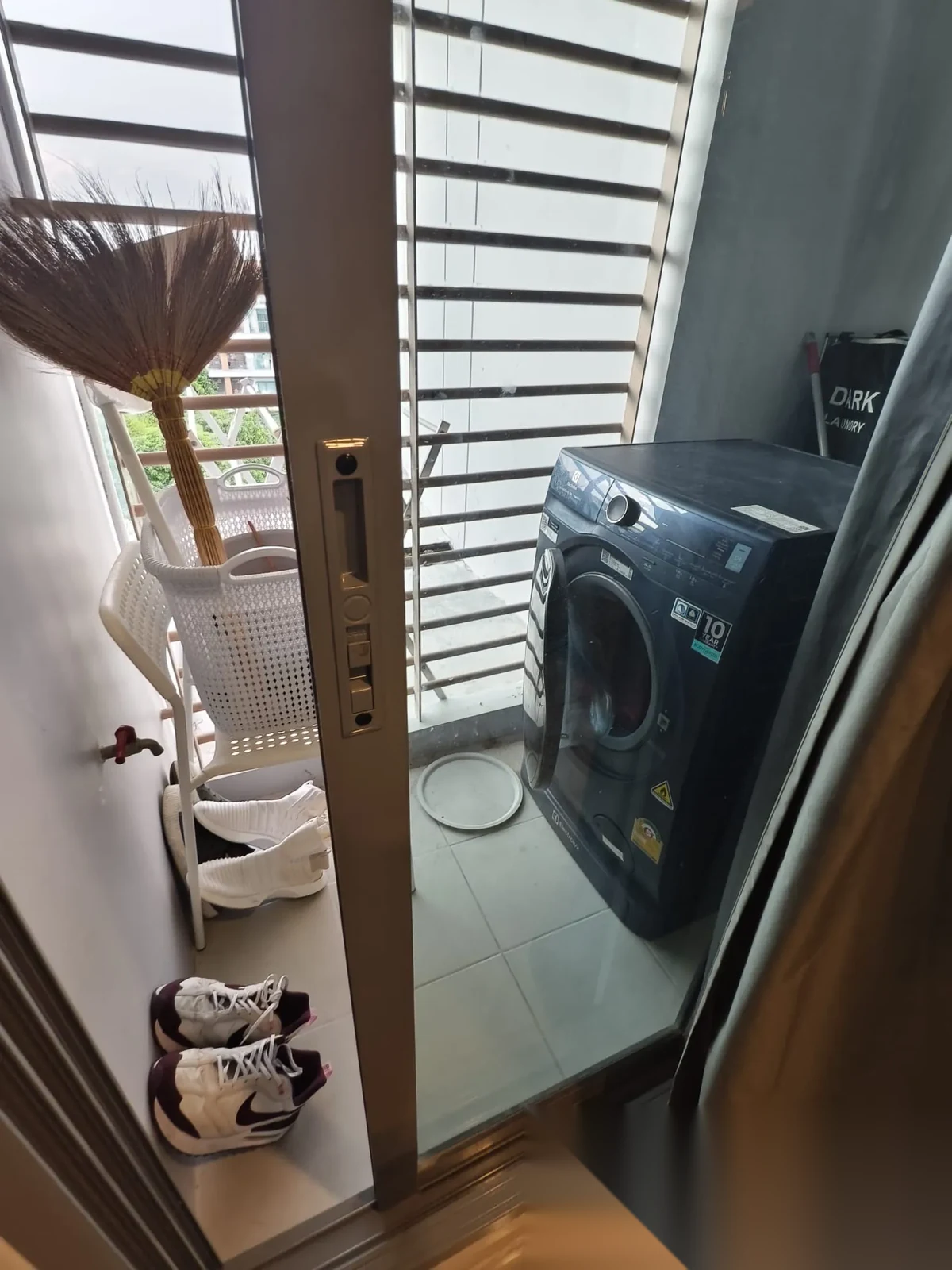 Апартаменты 1BR в ЖК Phyll Phuket by Central Pattana · Вичит · Вид на бассейн — фото 7