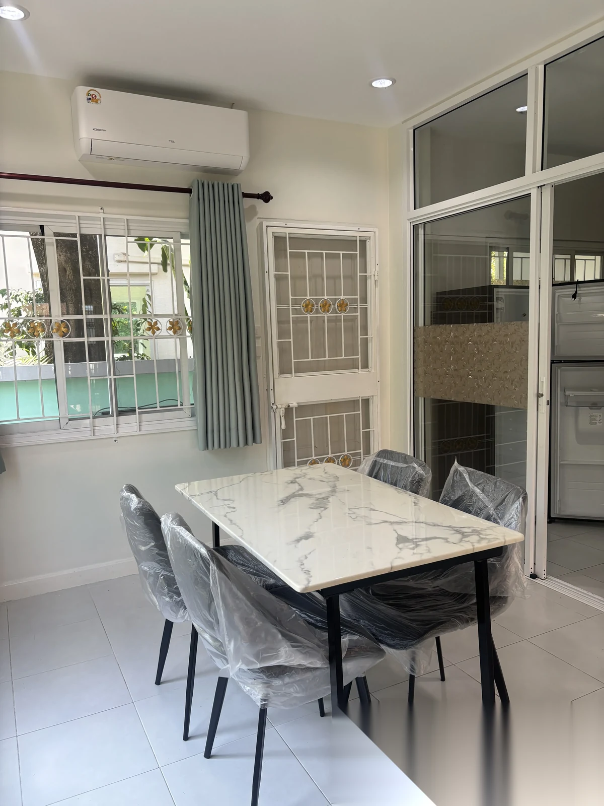 Таунхаус 3BR в комплексе Baan Chanakan Baan Klang Muang · Вичит — фото 7
