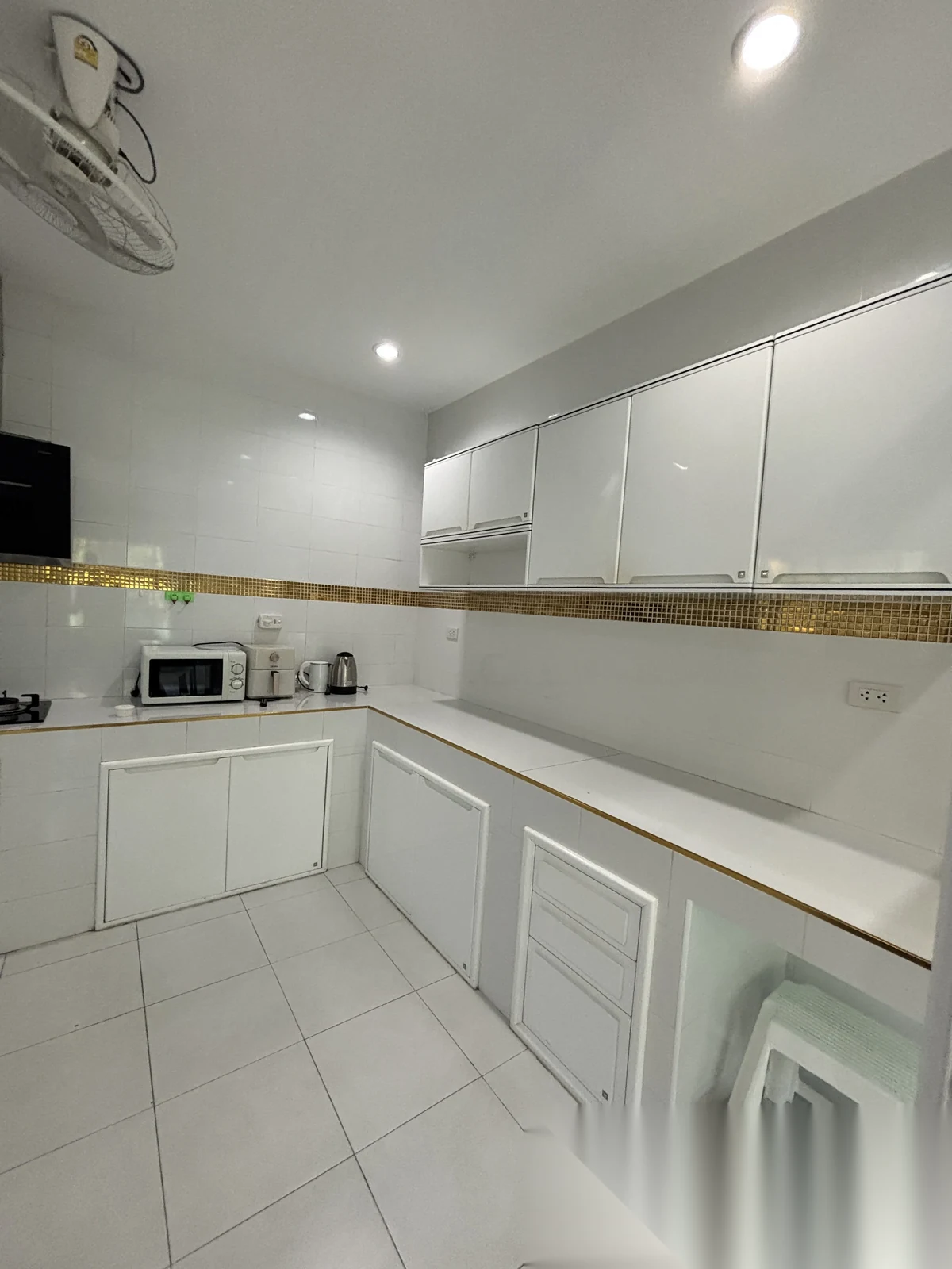 Таунхаус 3BR в комплексе Baan Chanakan Baan Klang Muang · Вичит — фото 9
