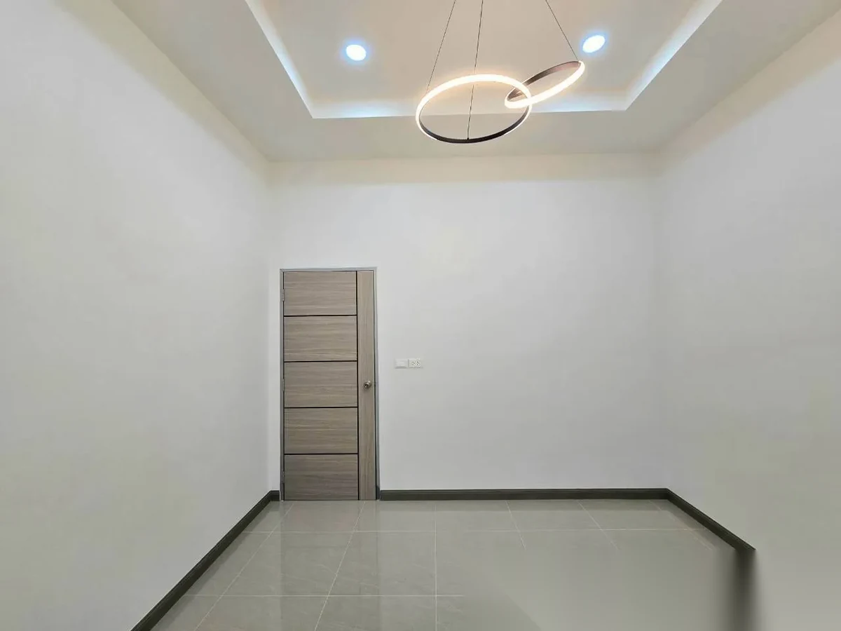 2 Bedroom House for sale — photo 12
