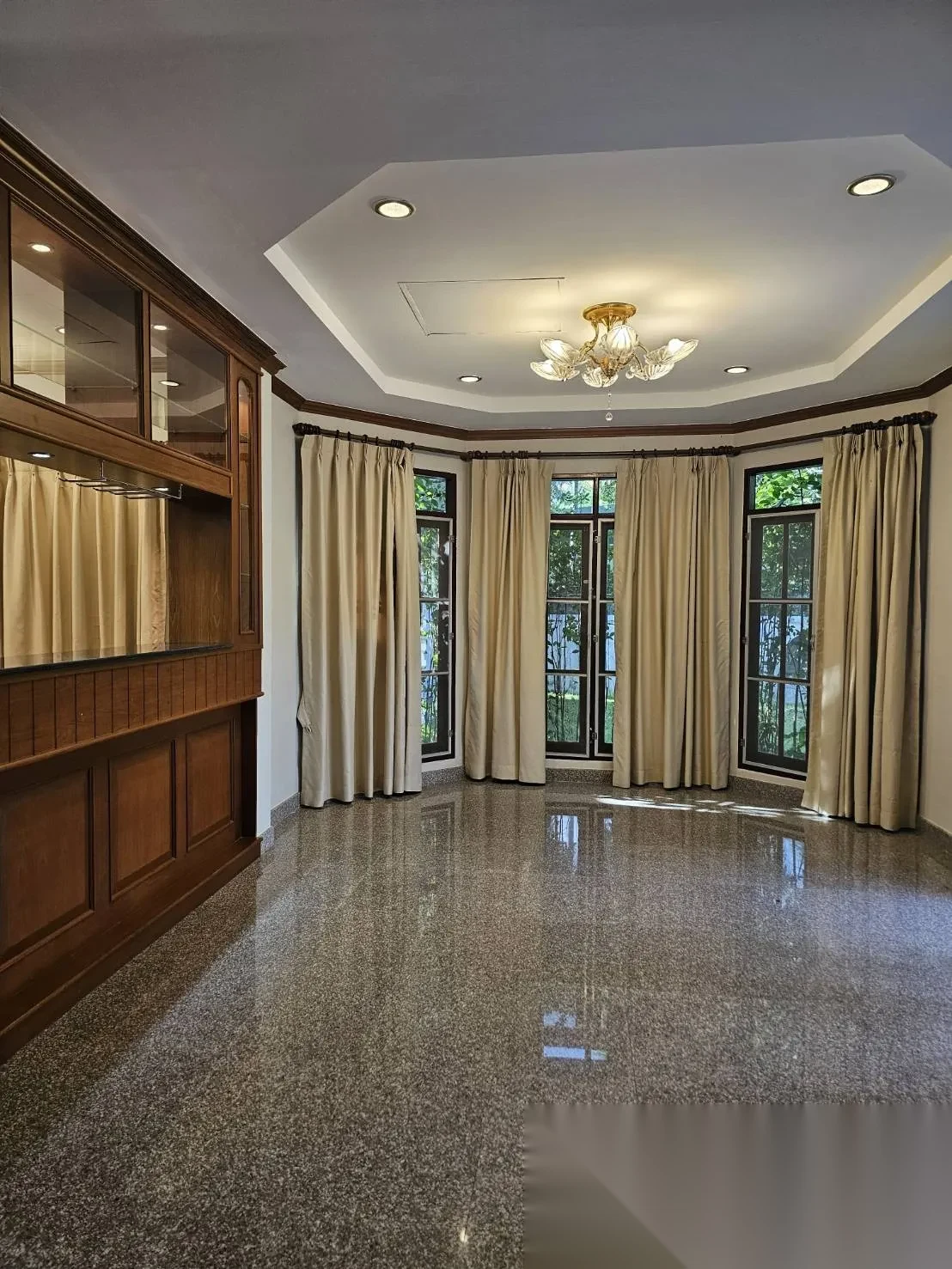 3 Bedroom House for rent at 3 bedrooms house with a spacious garden complex · Chalong · Garden View — photo 3