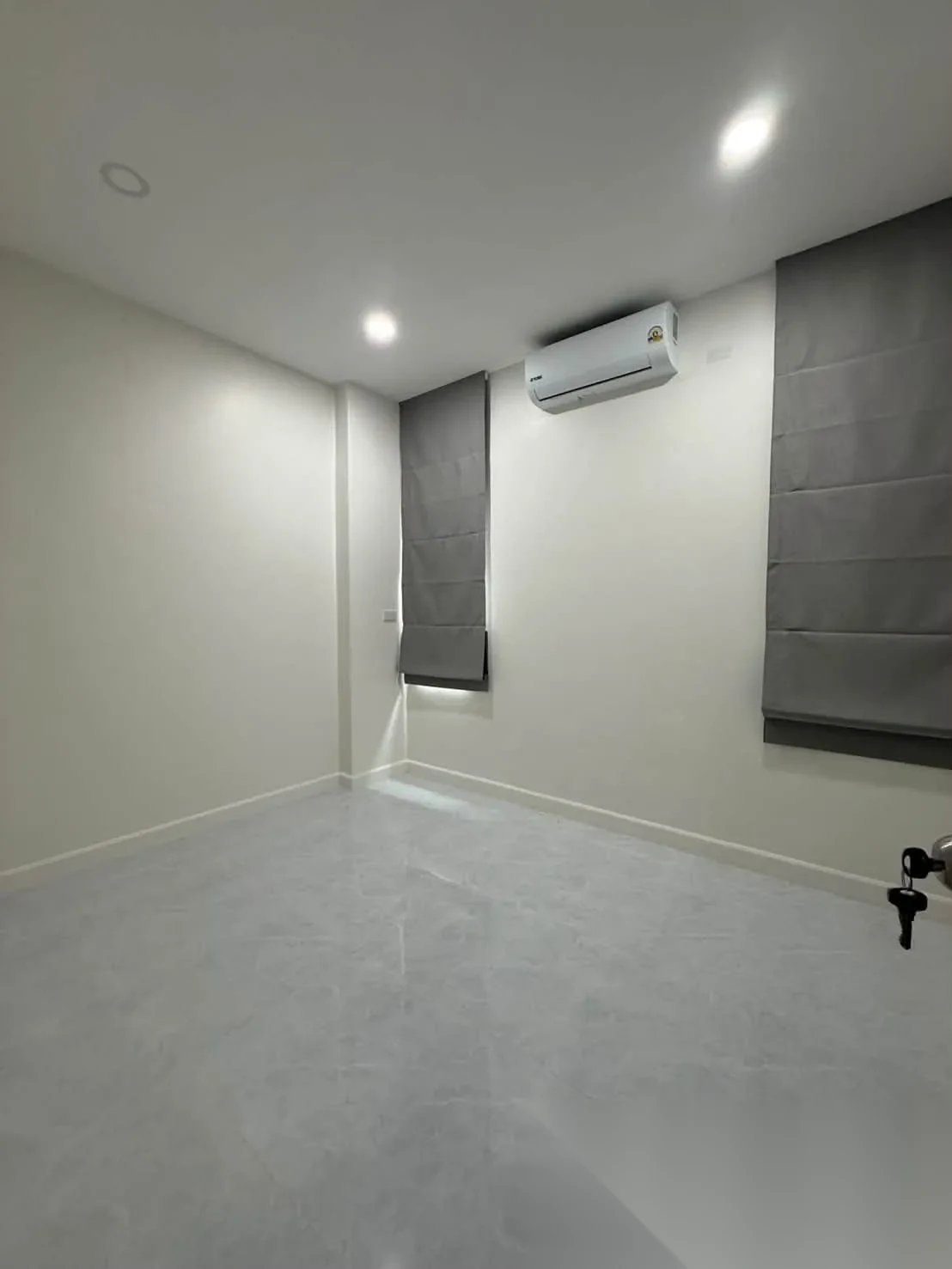 3 Bedroom House for rent at 3 Bedrooms House in a Great Location Pa Khlong Chiph complex · Thep Krasattri · Garden View — photo 10