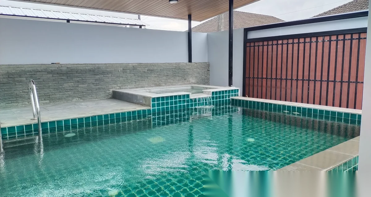 Вилла 2BR в комплексе Suriyaporn Place · Чалонг