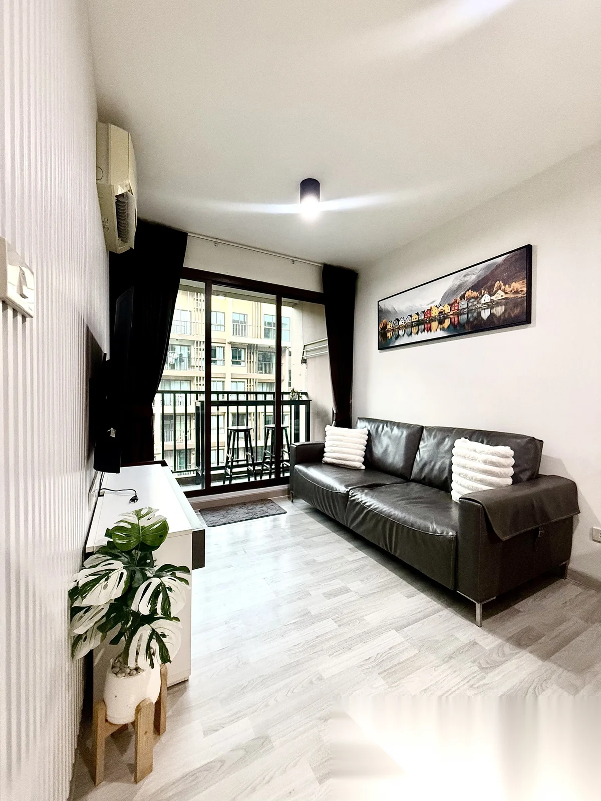 Апартаменты 1BR в ЖК ZCAPE III · Вичит · Вид на бассейн — фото 5