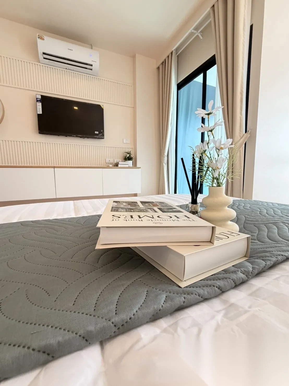 1 Bedroom Apartment for rent at The Nice Condotel complex · Choeng Thale · Pool View — photo 3