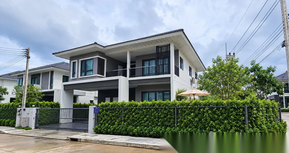 4 Bedroom House for sale at Supalai Lake Ville Phuket complex · Ko Kaeo