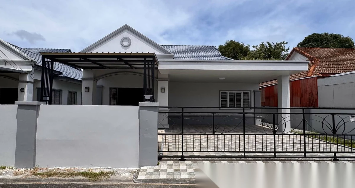 3 Bedroom House for rent at Phanason Park Ville 3 (Baan Lipon) complex · Si Sunthon — превью PDF