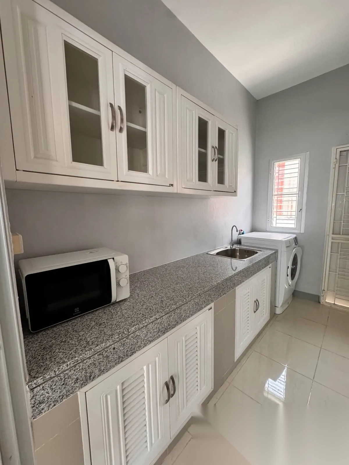 3 Bedroom House for rent at Phanason Park Ville 3 (Baan Lipon) complex · Si Sunthon — photo 5