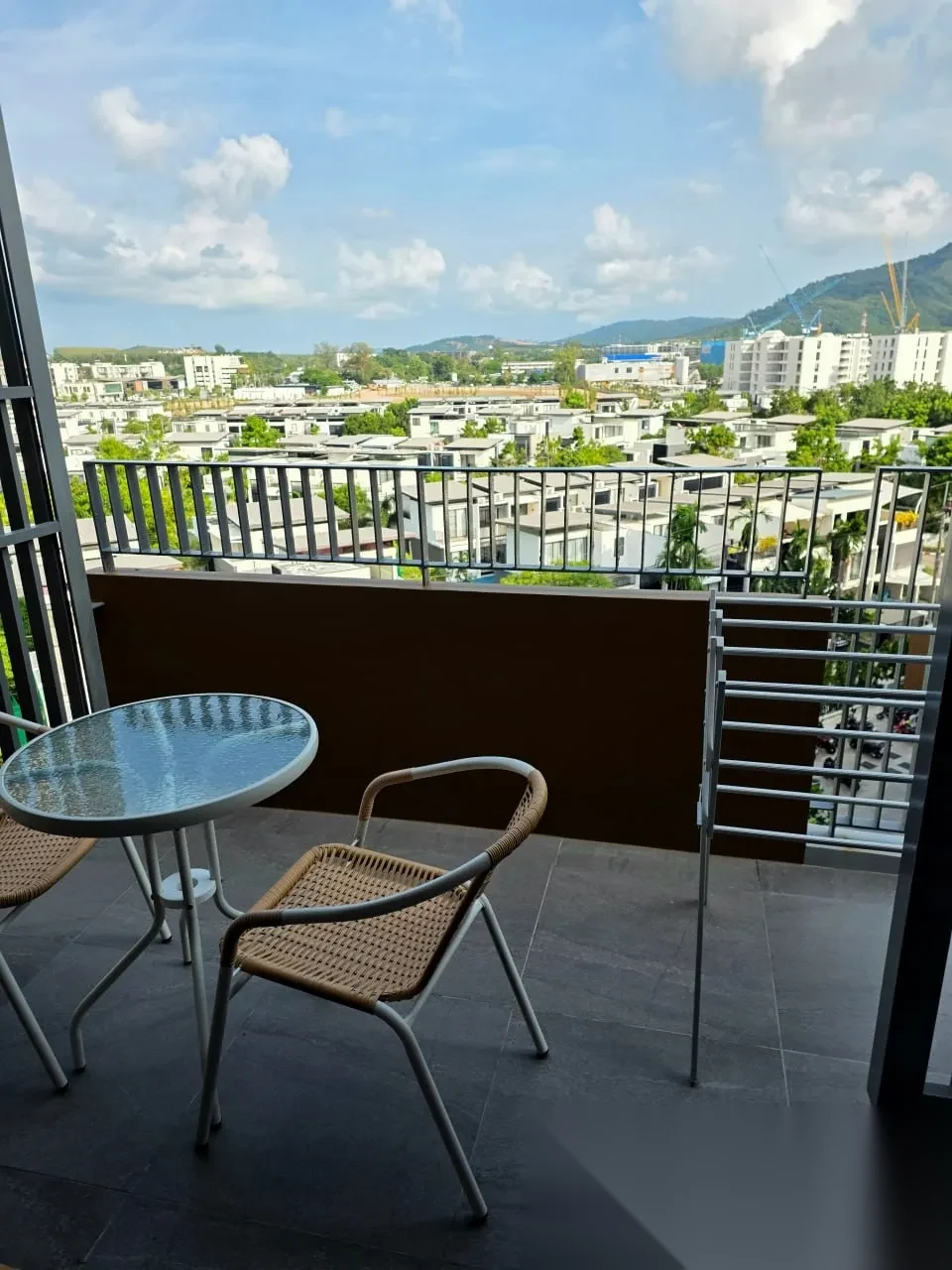 Апартаменты студия в ЖК Skypark Celeste Laguna · Чернг Тале / Bang Tao · Выход к бассейну — фото 10