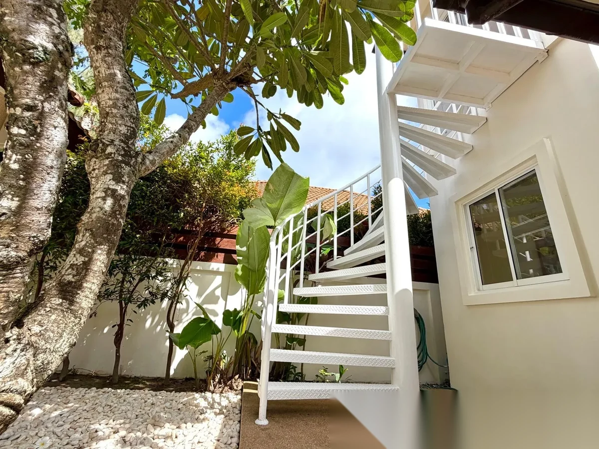 4 Bedroom Villa for rent at In the heart of Rawai - 4 Bedrooms plus 2 stories annex complex · Chalong · Garden View — photo 8