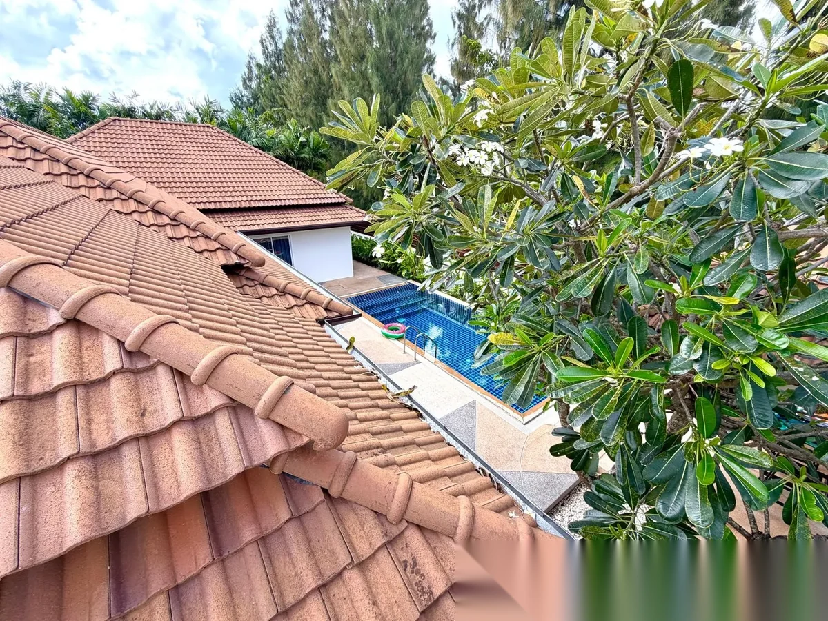 4 Bedroom Villa for rent at In the heart of Rawai - 4 Bedrooms plus 2 stories annex complex · Chalong · Garden View — photo 9