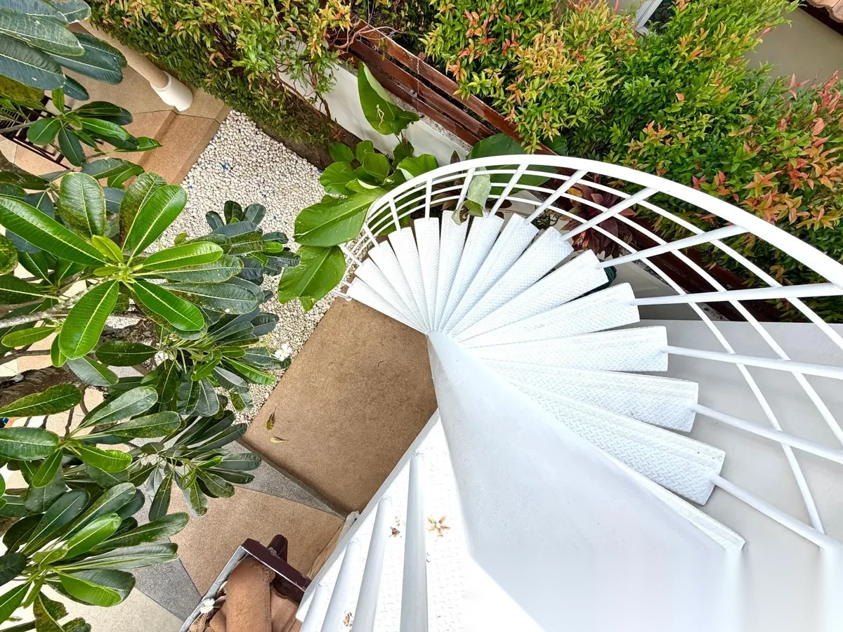 4 Bedroom Villa for rent at In the heart of Rawai - 4 Bedrooms plus 2 stories annex complex · Chalong · Garden View — photo 10