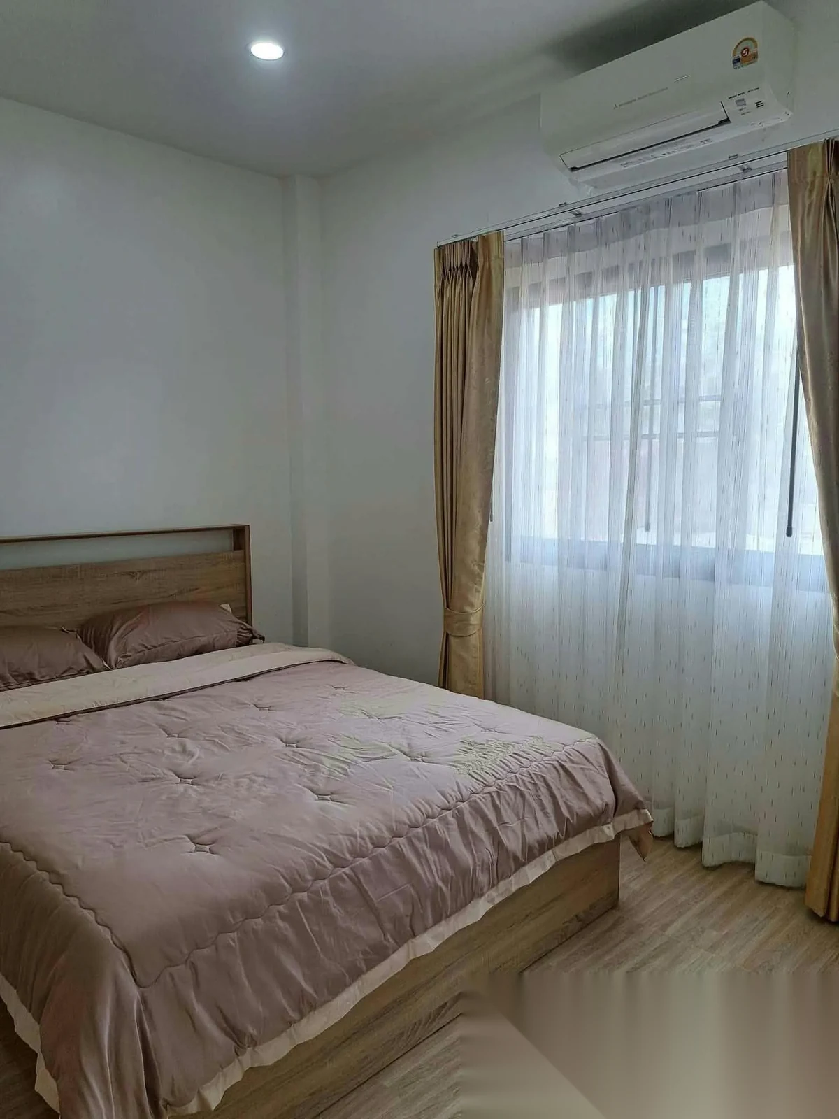 Дом 2BR в комплексе Brand-New Pet-Friendly 2BR Home Near Phuket Airport · Саку · Вид в сад — фото 6