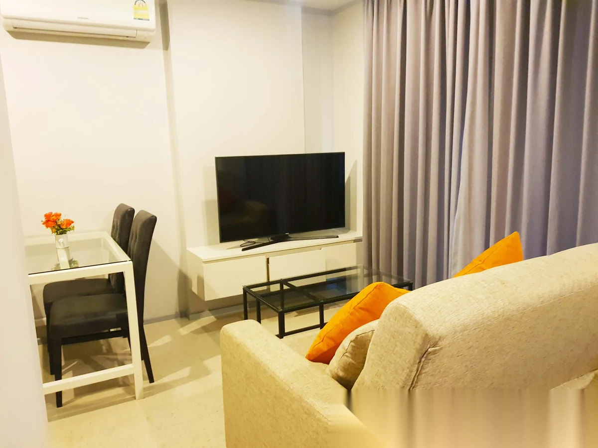 Апартаменты 1BR в ЖК 6th Avenue Surin · Чернг Тале / Bang Tao · Выход к бассейну — фото 25