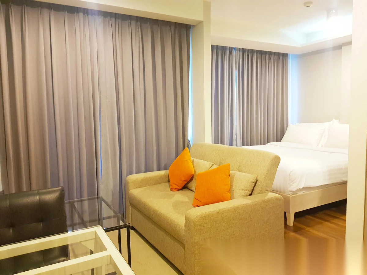 Апартаменты 1BR в ЖК 6th Avenue Surin · Чернг Тале / Bang Tao · Выход к бассейну — фото 27