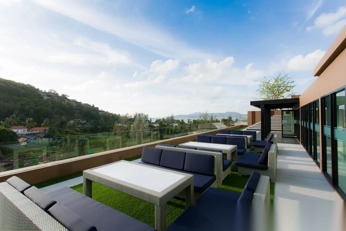 Апартаменты 1BR в ЖК 6th Avenue Surin · Чернг Тале / Bang Tao · Выход к бассейну — фото 41