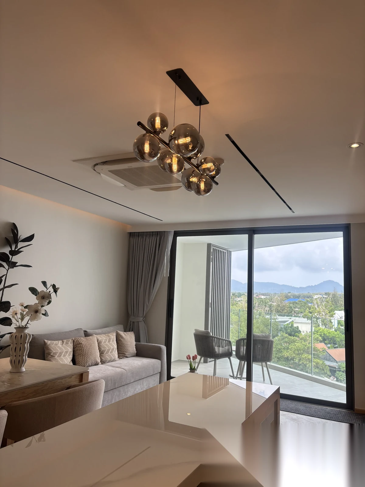 3 Bedroom Apartment for rent at The Aqua complex · Choeng Thale · Lake View — photo 2