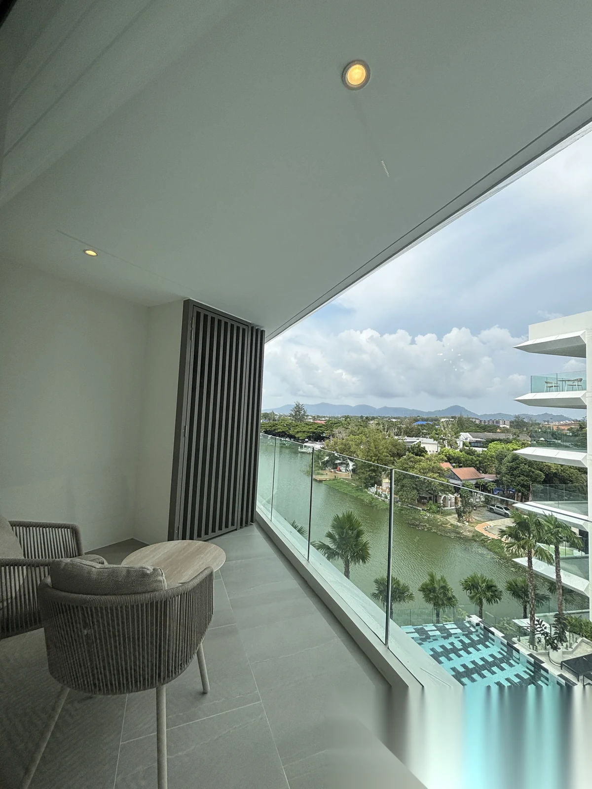 3 Bedroom Apartment for rent at The Aqua complex · Choeng Thale · Lake View — photo 4