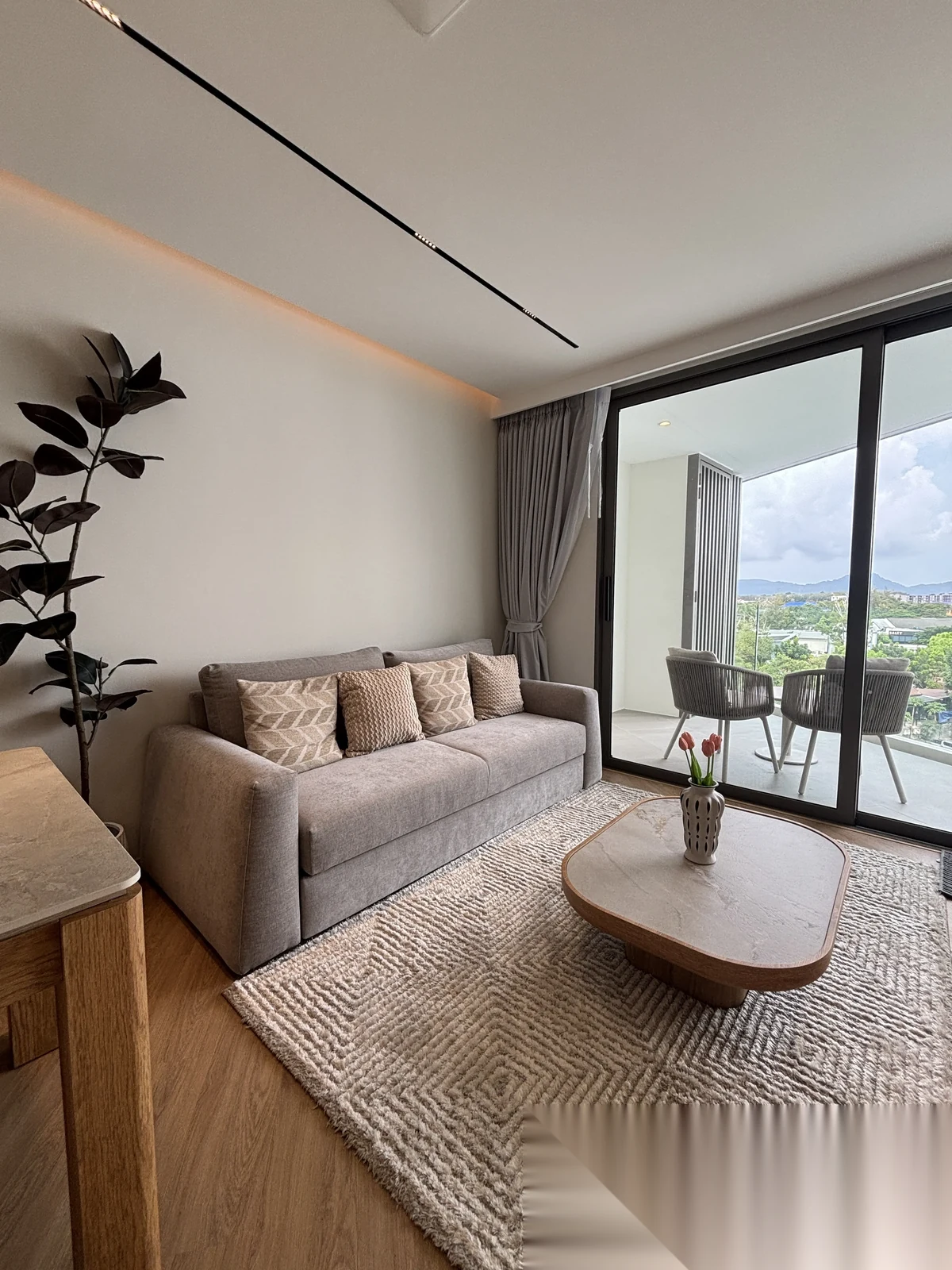 3 Bedroom Apartment for rent at The Aqua complex · Choeng Thale · Lake View — photo 7