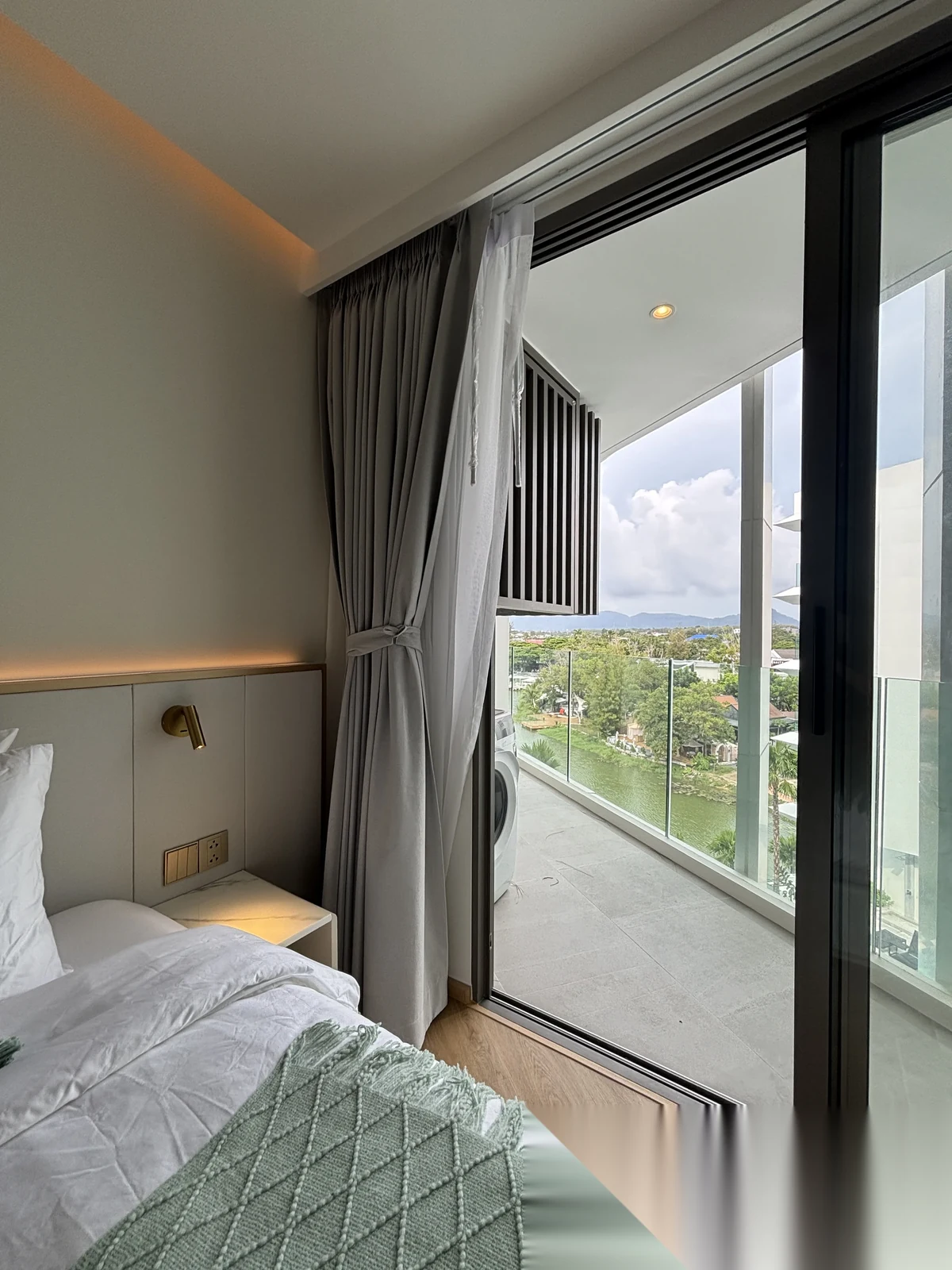 3 Bedroom Apartment for rent at The Aqua complex · Choeng Thale · Lake View — photo 12