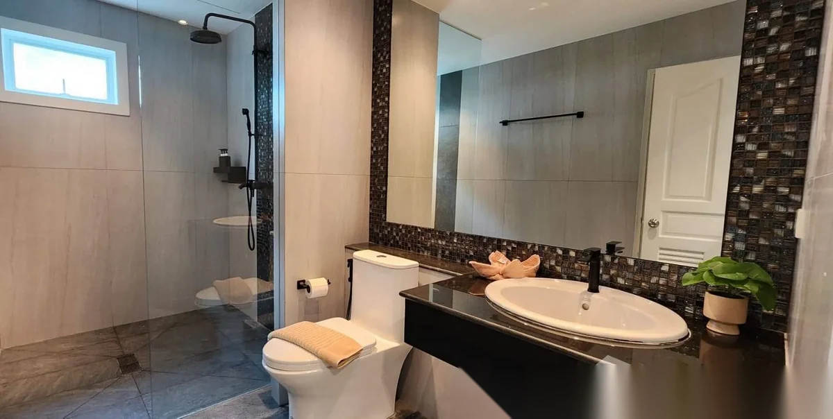 3 Bedroom Apartment for sale at The Green Places Condominium complex · Phuket Town — photo 9