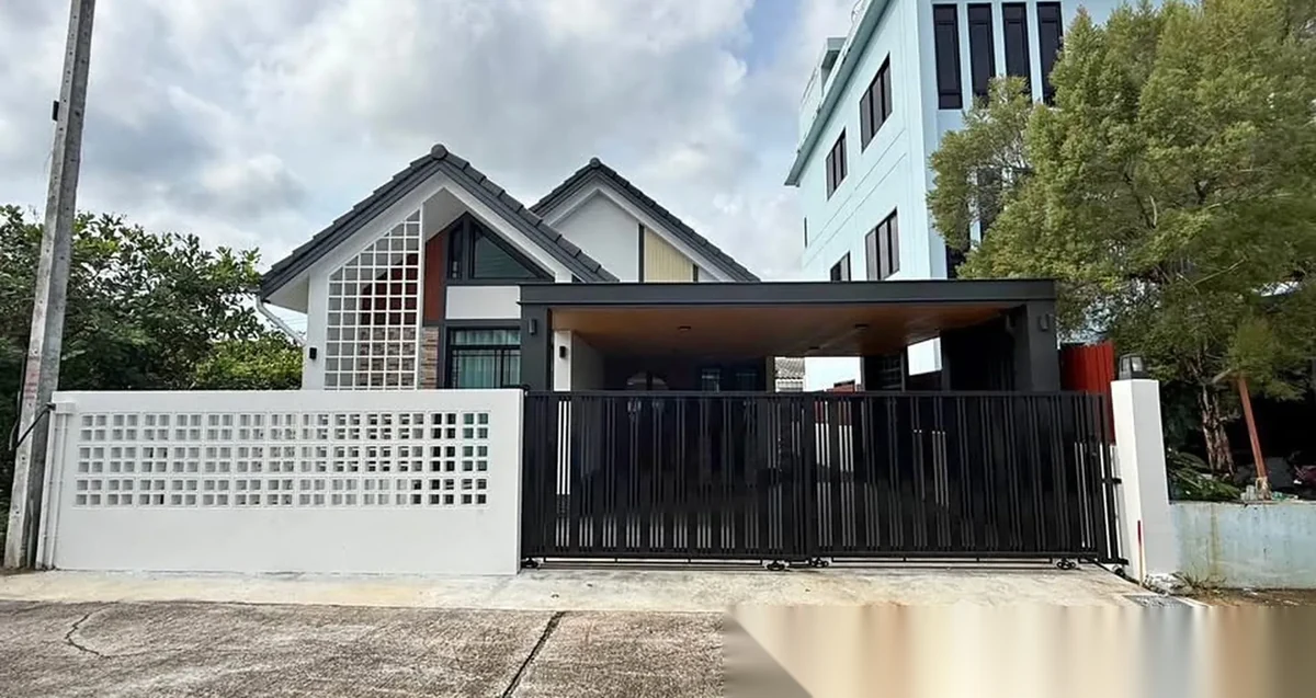 3 Bedroom House for rent · Thep Krasattri — превью PDF