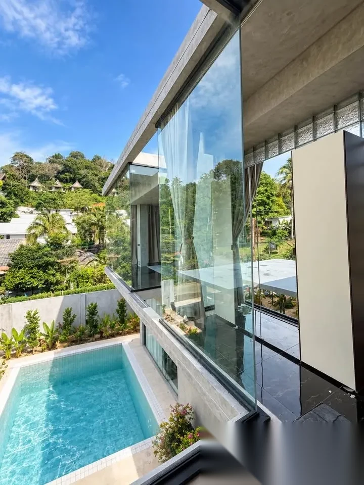 5 Bedroom Villa for sale · Pool View — photo 2
