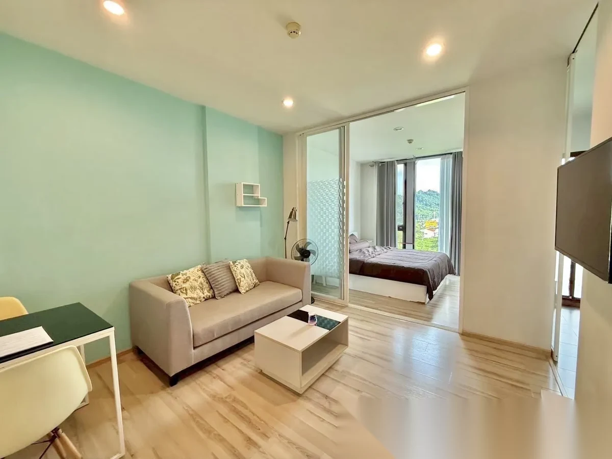 Апартаменты 1BR в ЖК The Base Uptown · Пхукет-таун · Выход к бассейну — фото 4