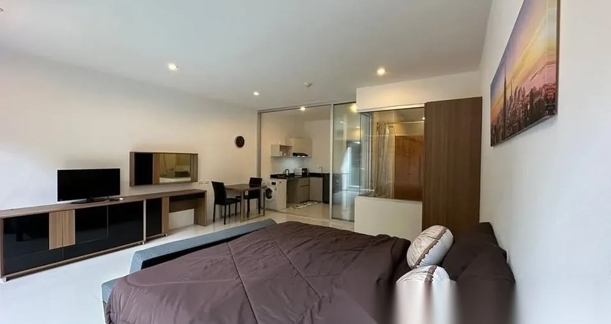 Studio Apartment for sale at Chic Condo complex · Karon