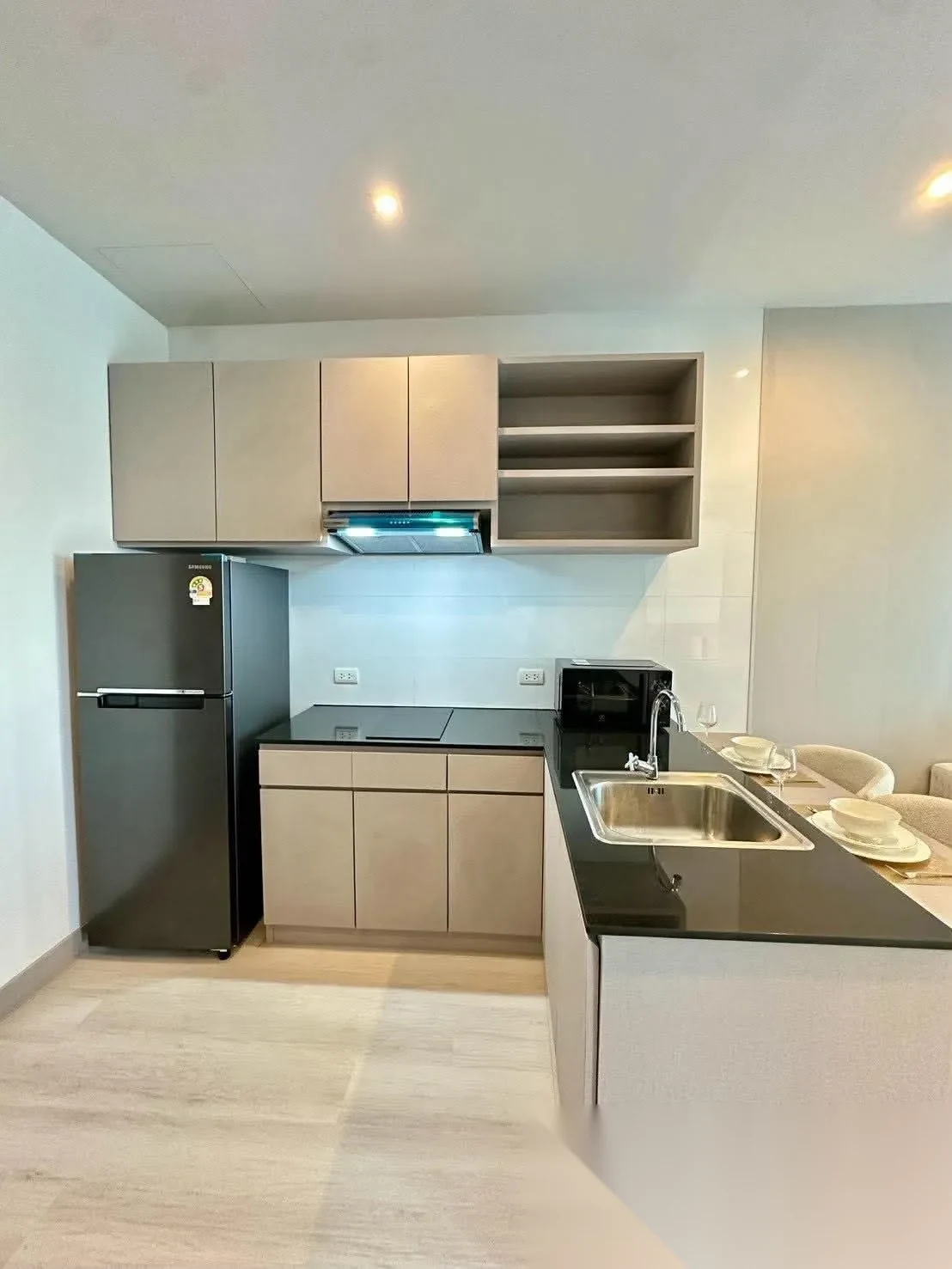 1 Bedroom Apartment for sale at Sugar Palm Residence complex · Phuket Town — photo 3