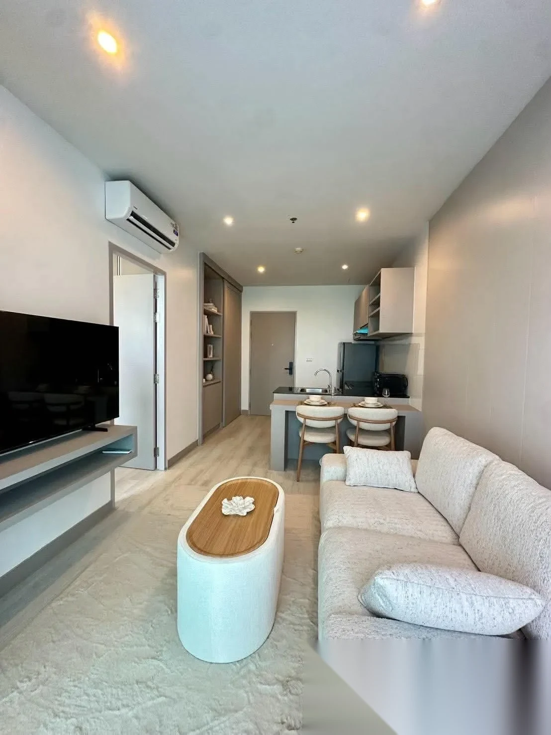1 Bedroom Apartment for sale at Sugar Palm Residence complex · Phuket Town — photo 11