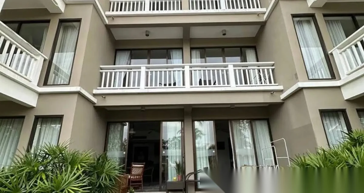 Апартаменты 1BR в ЖК Allamanda Laguna · Чернг Тале / Bang Tao · Вид на бассейн