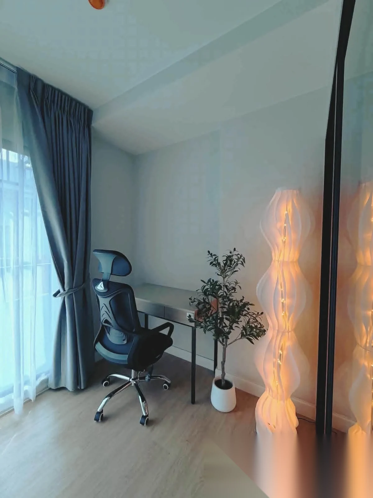 Studio Apartment for rent at The Cube Amaze complex · Si Sunthon — photo 8